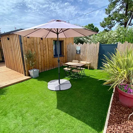 Oustal Magnolia 4* גוז'אן-מסטרה