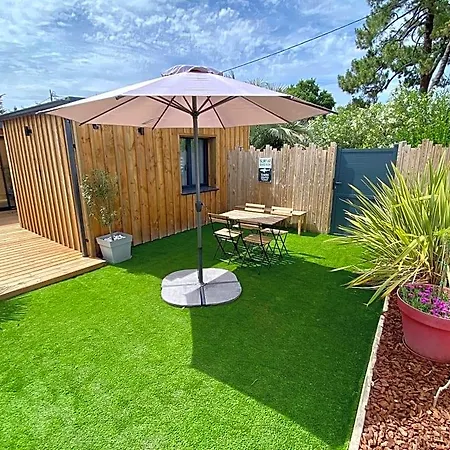 Oustal Magnolia Alojamento de Acomodação e Pequeno-almoço
