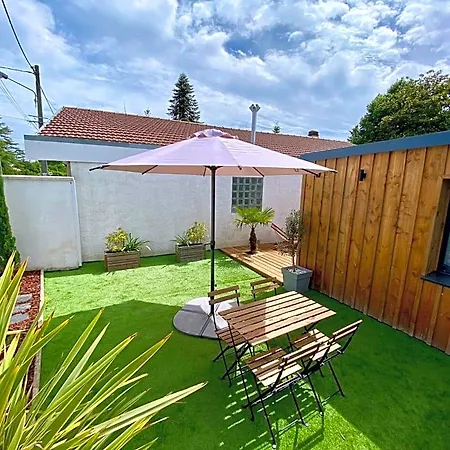 Oustal Magnolia Alojamento de Acomodação e Pequeno-almoço