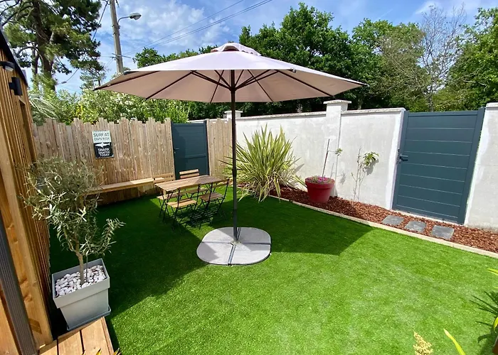 Oustal Magnolia Bed & Breakfast 4*